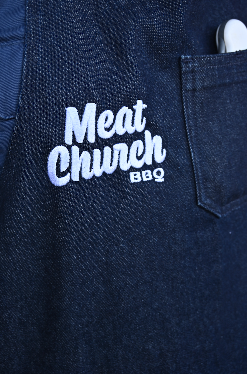 hedley-and-bennett-meat-church-apron-navy-f3 Screenshot_2024-07-03_at_2.52.19_PM.png